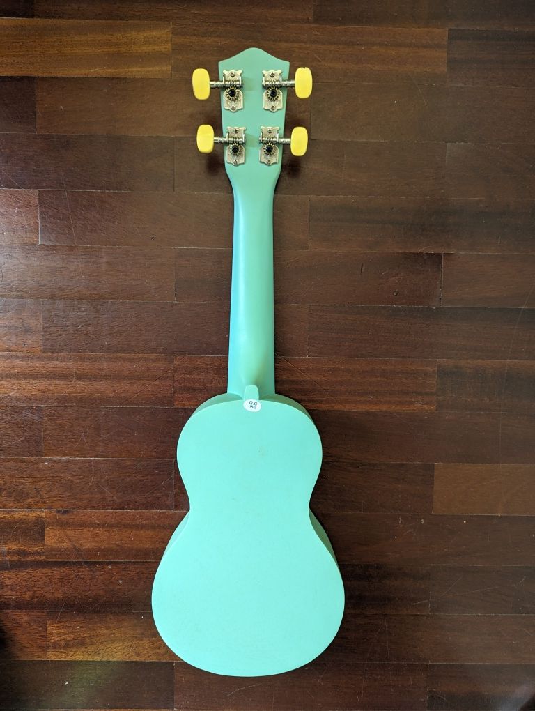 Vendo Ukulele Stagg como NOVO