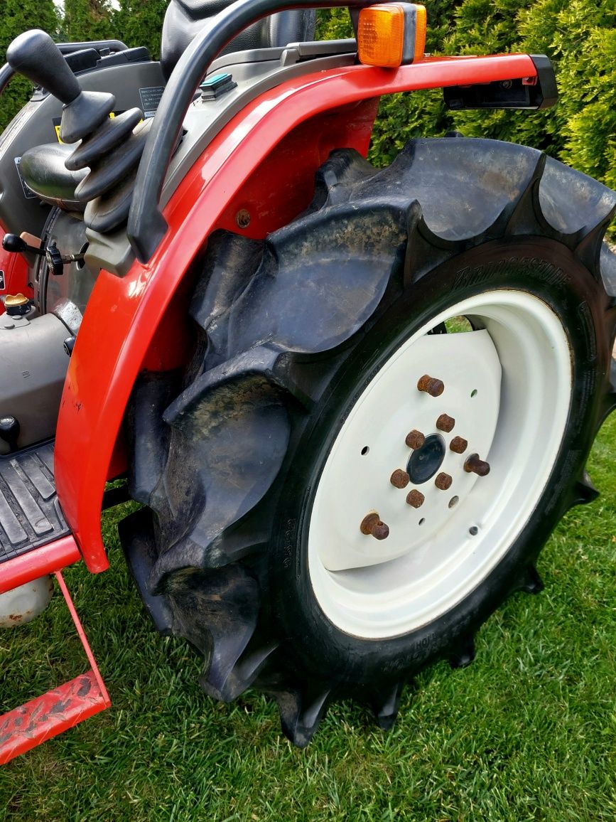 Traktorek Yanmar F220 22KM 4x4 Oryginał 849mth Bardzo Zadbany Kubota