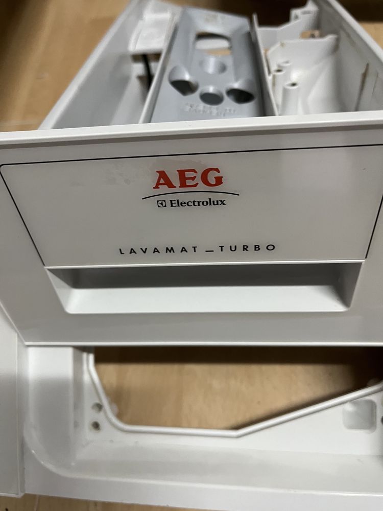 AEG Electrolux LAVAMAT 12843 VIT