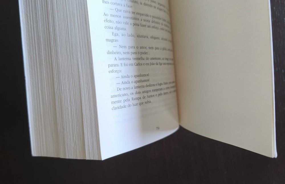 Livro: Os Maias - Novo