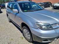 Mitsubishi Outlander 4wd 4x4 mitsubishi outlander z gazem 5 drzwi