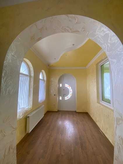 продається будинок с Керстенці (40 км від Чернівців)