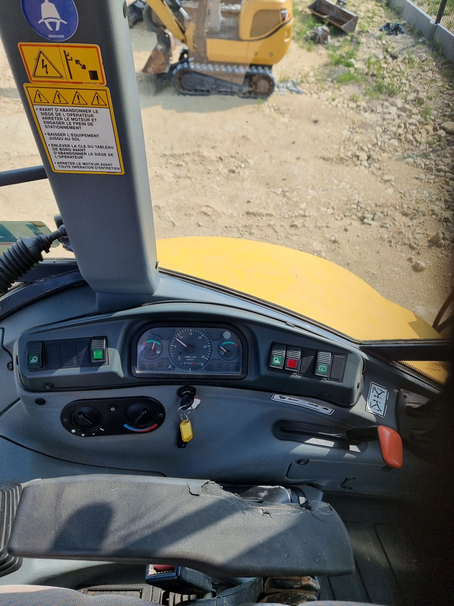 New holland LB110  Koparko Ładowarka