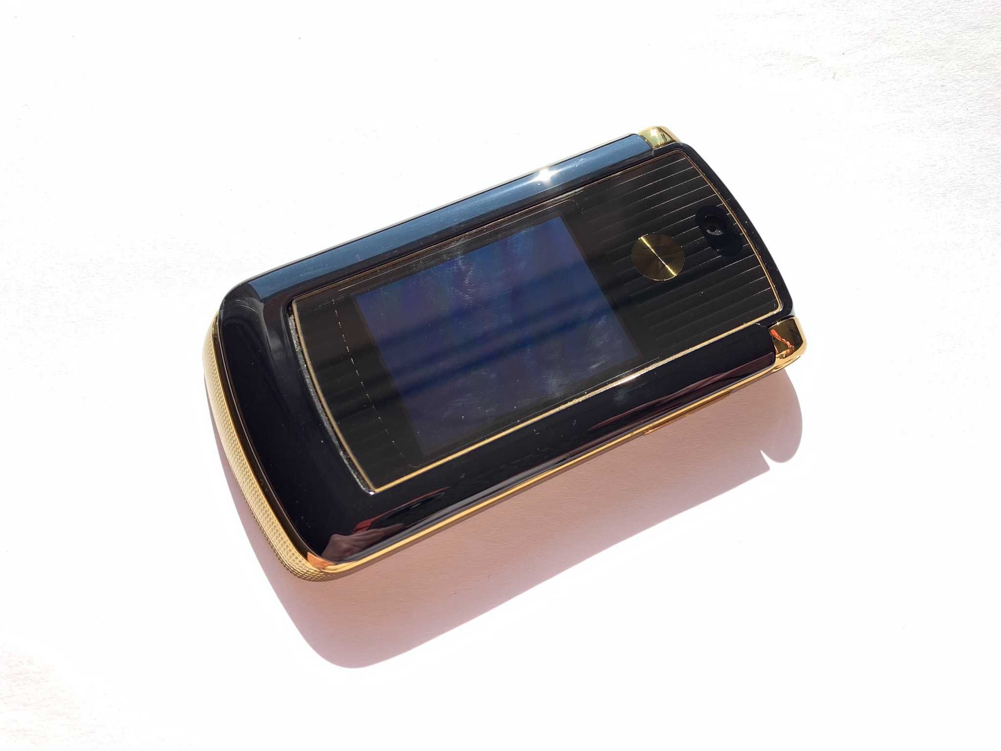 Motorola RAZR2 V8 ( Gold ) Luxury Edition - Оригінал ! - vintage phone
