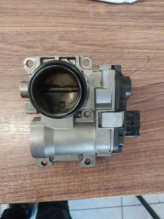 Przepustnica potencjometr gazu RENAULT CLIO II TWNGO KANGOO 1.2 16V D4F 8200166869 Magneti marelli