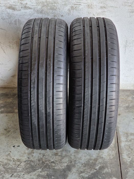 2 Pneus GOODYEAR Semi Novos 215/55R17