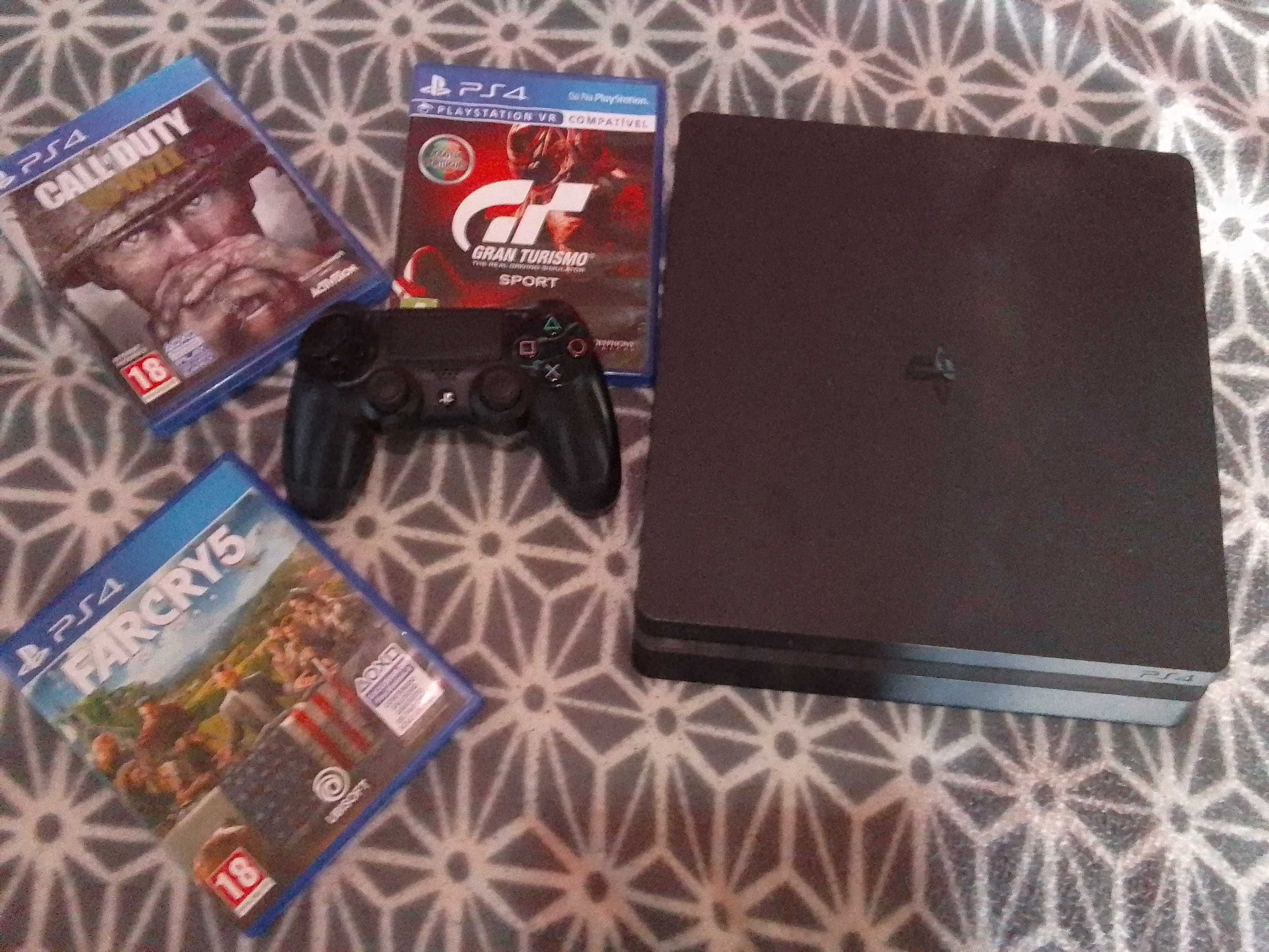 PS4 Slim como nova