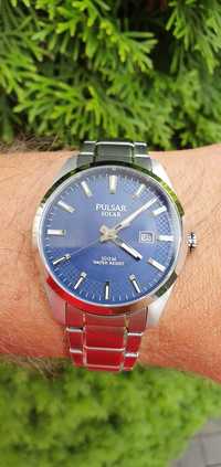 Pulsar Solar Navy Blue - świetny zegarek na bransolecie