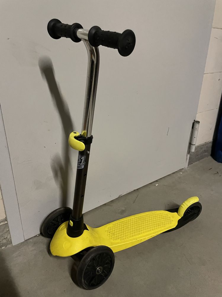 Hulajnoga Oxelo B1 żółta decathlon scoot