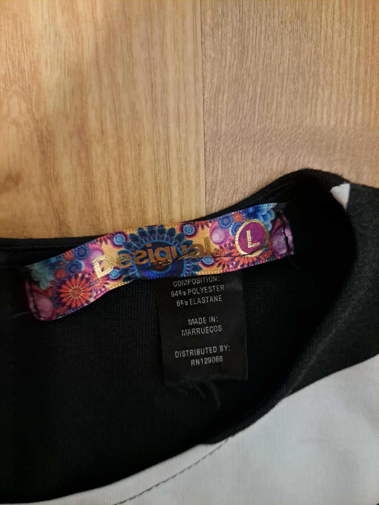 Sukienka Desigual, Czarna z Geometrycznym Wzorem,