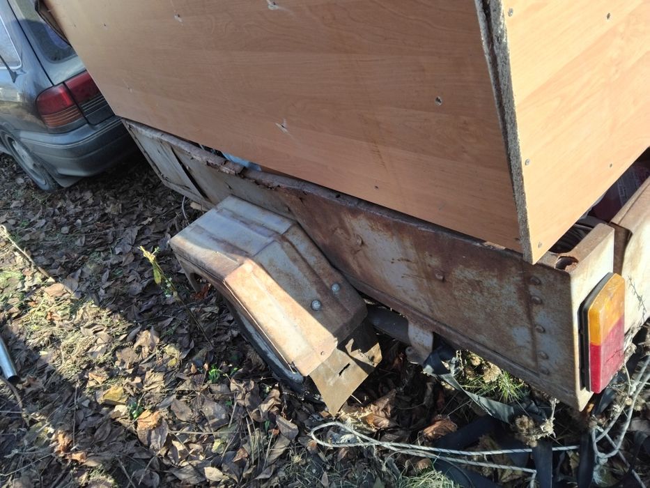 Продам прицеп на рессорах