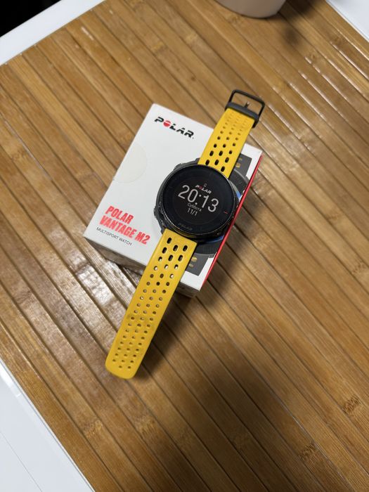 Спортивний годинник polar vantage m2 полар