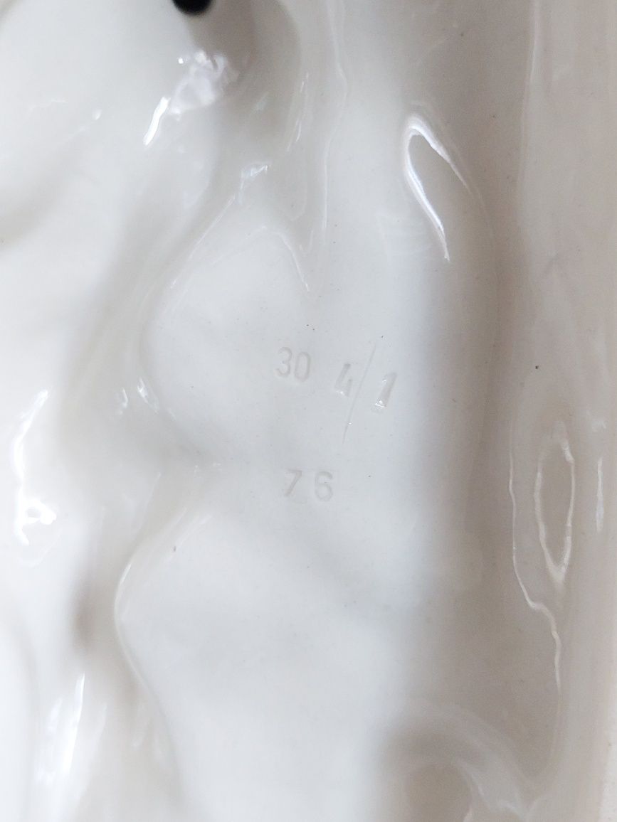 Figurka myśliwska porcelana Royal Dux Czechosłowacja