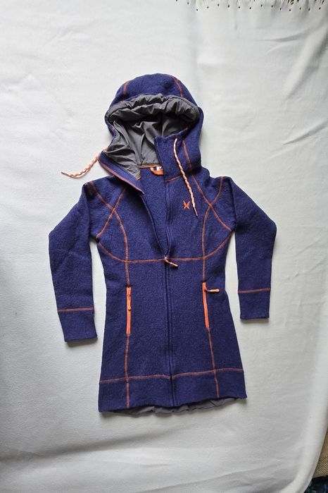 Wełniany płaszczyk/bluza Kari Traa