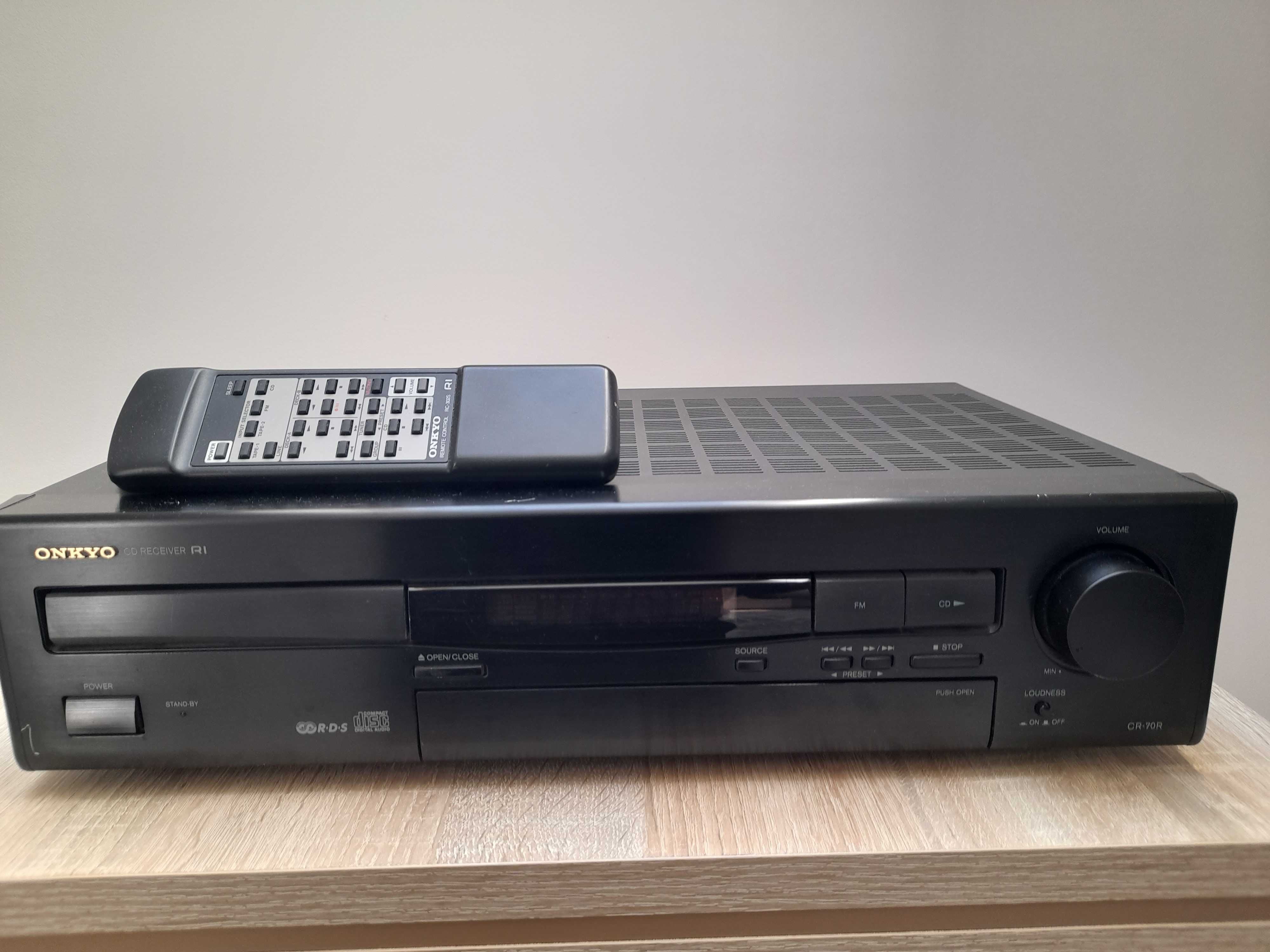 Amplituner Onkyo CR 70 pilot