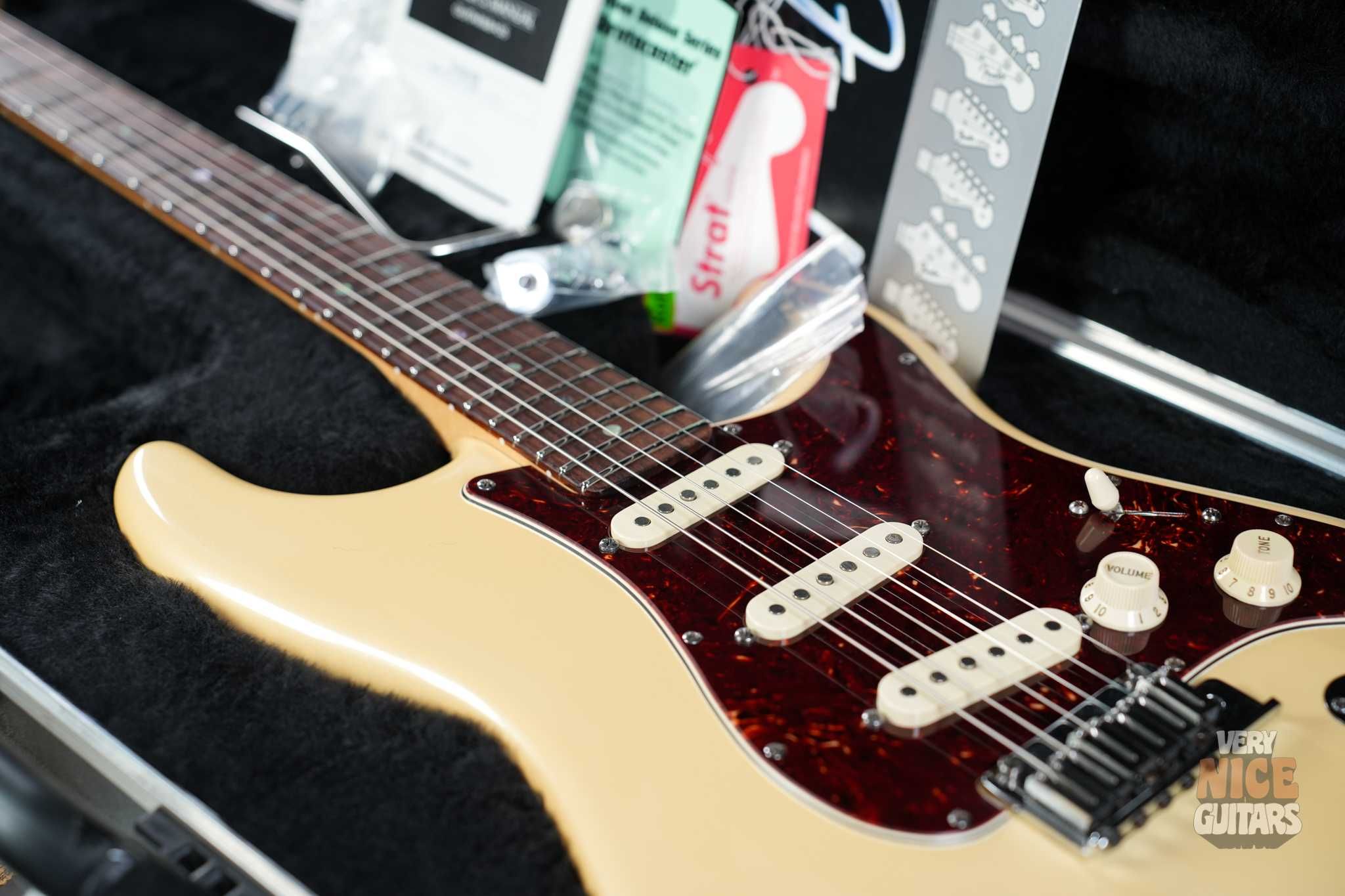 Fender USA Deluxe Stratocaster + stalowe progi i mosiężne siodełko