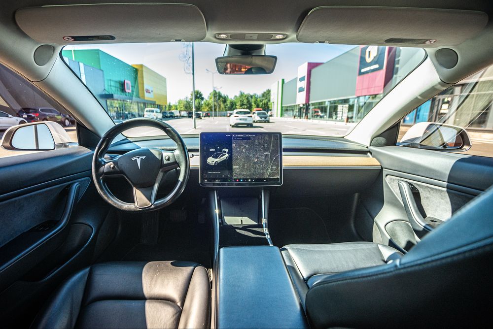 Tesla model 3, long range 75 кВт
