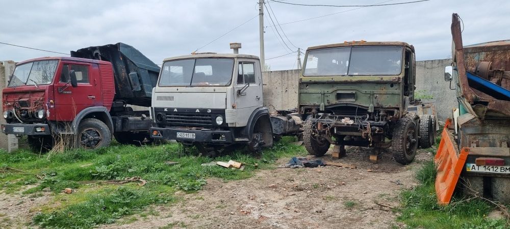 Розбираю КАМАЗи 5320. 5511. Двигуни ЗИЛ, ГАЗ, КАМаЗ .
