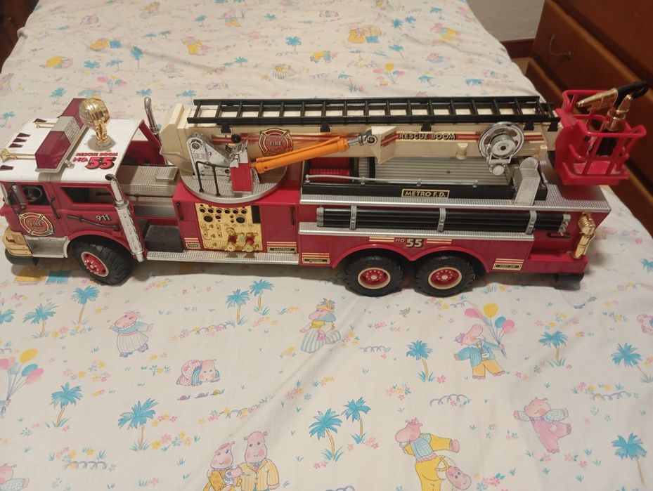 Carro de bombeiros antigo