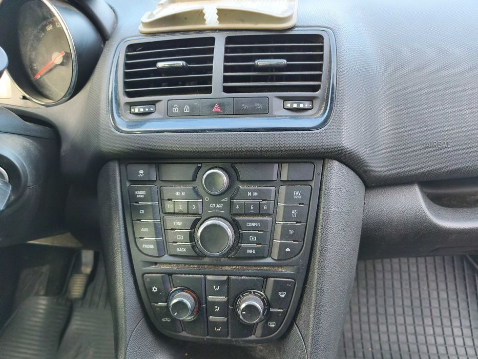 Opel Meriva B 1.3 CDTI 95KM Z13DTE kolor Z40W Cała na Części