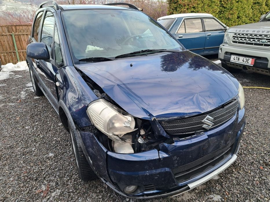 Suzuki Sx4 1.6 benzyna uszkodzony pali jezdzi
