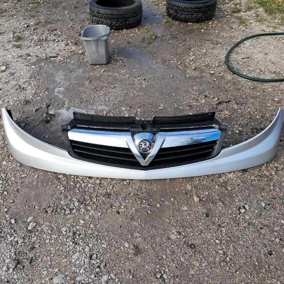 Grill atrapa Opel Vivaro