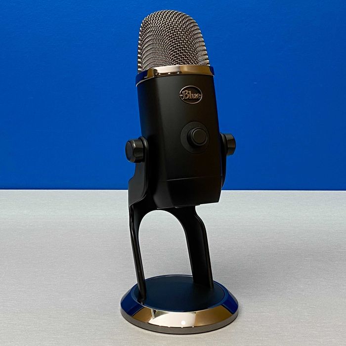 Logitech Blue Yeti X (Professional USB Microphone)