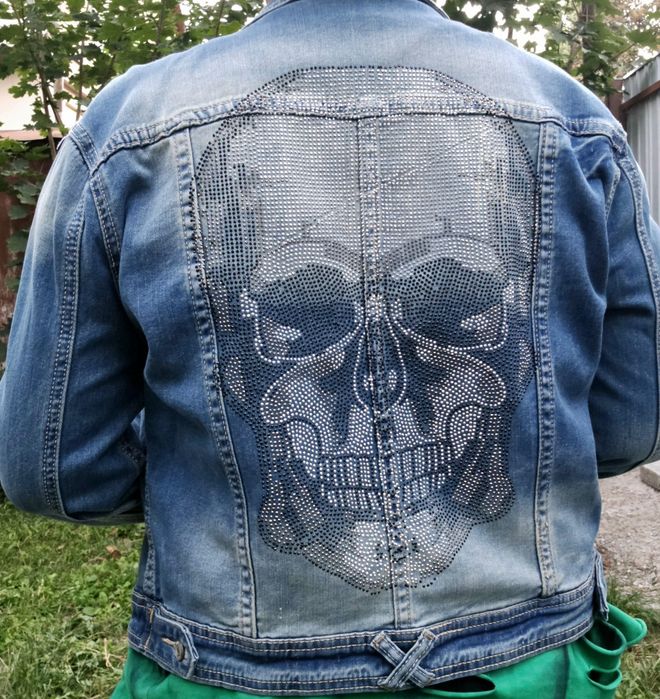 Джинсовая куртка женская с черепом,Италия,размер xxl