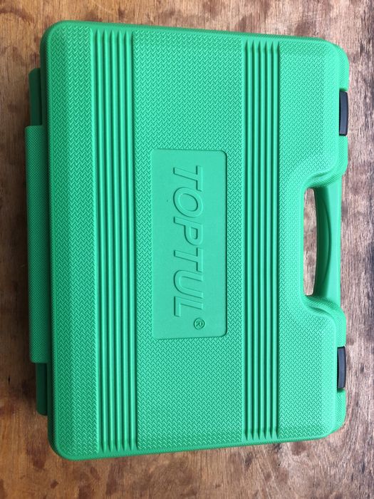 Haбіp інcтpумeнту 1/4" і 1/2" 108 oдиниць GCAI108R TOPTUL