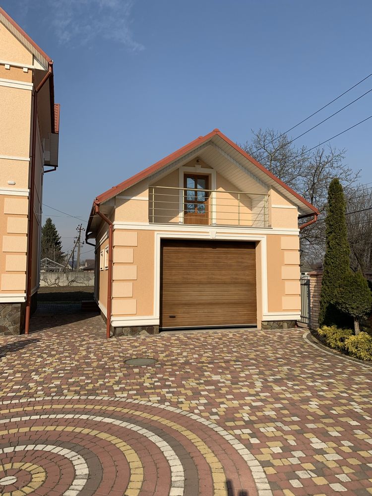 Будинок в буковинській Конча-Заспі
