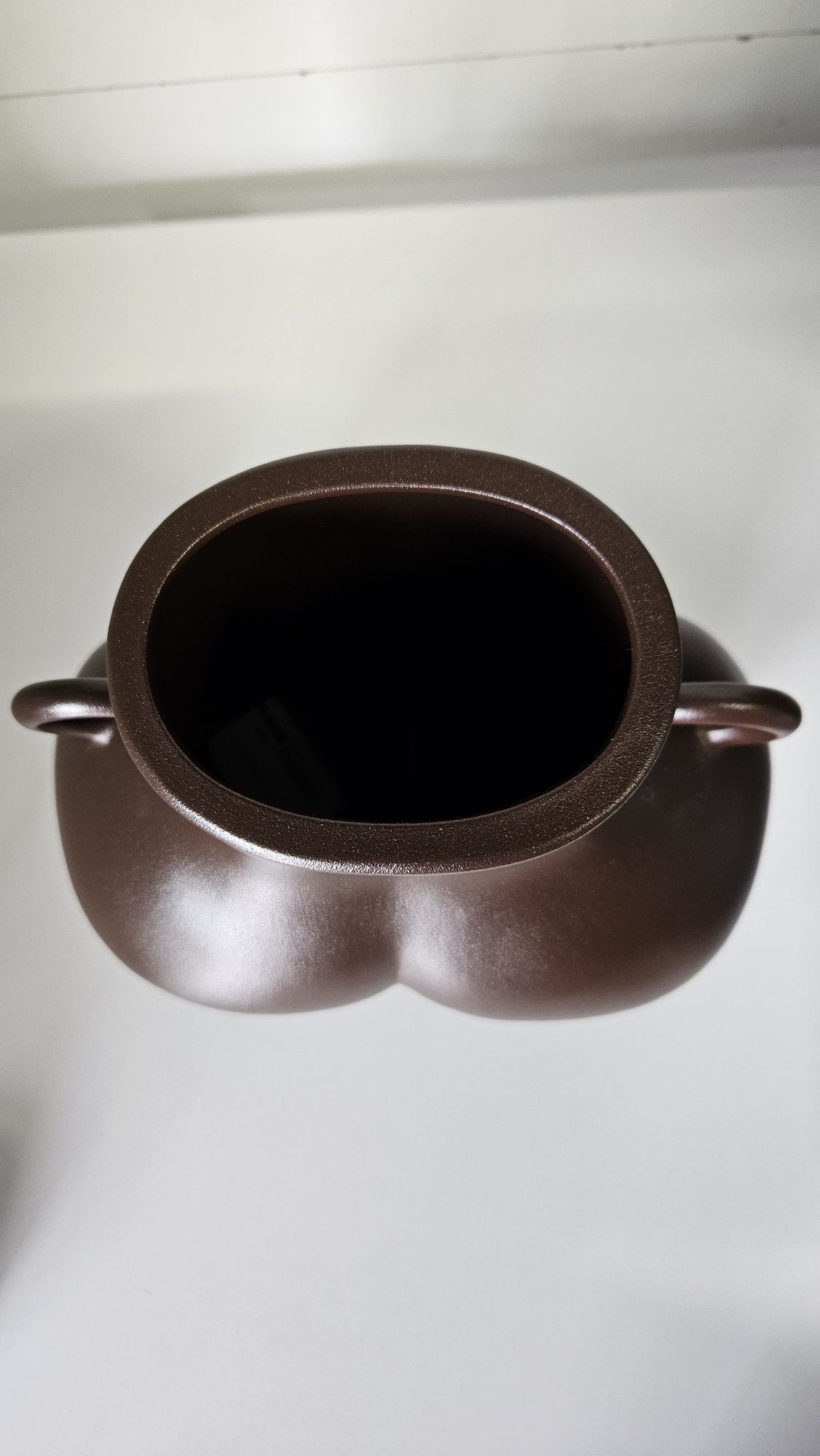 Продам керамічну вазу Кім