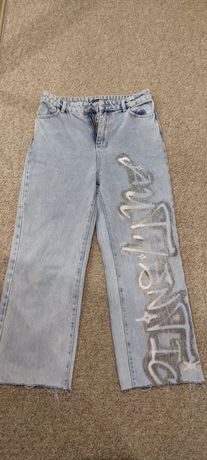 Широкие джинсы-варёнки с граффити р.12