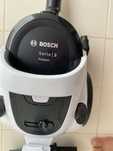 BOSCH Aspirador sem Saco Série 2