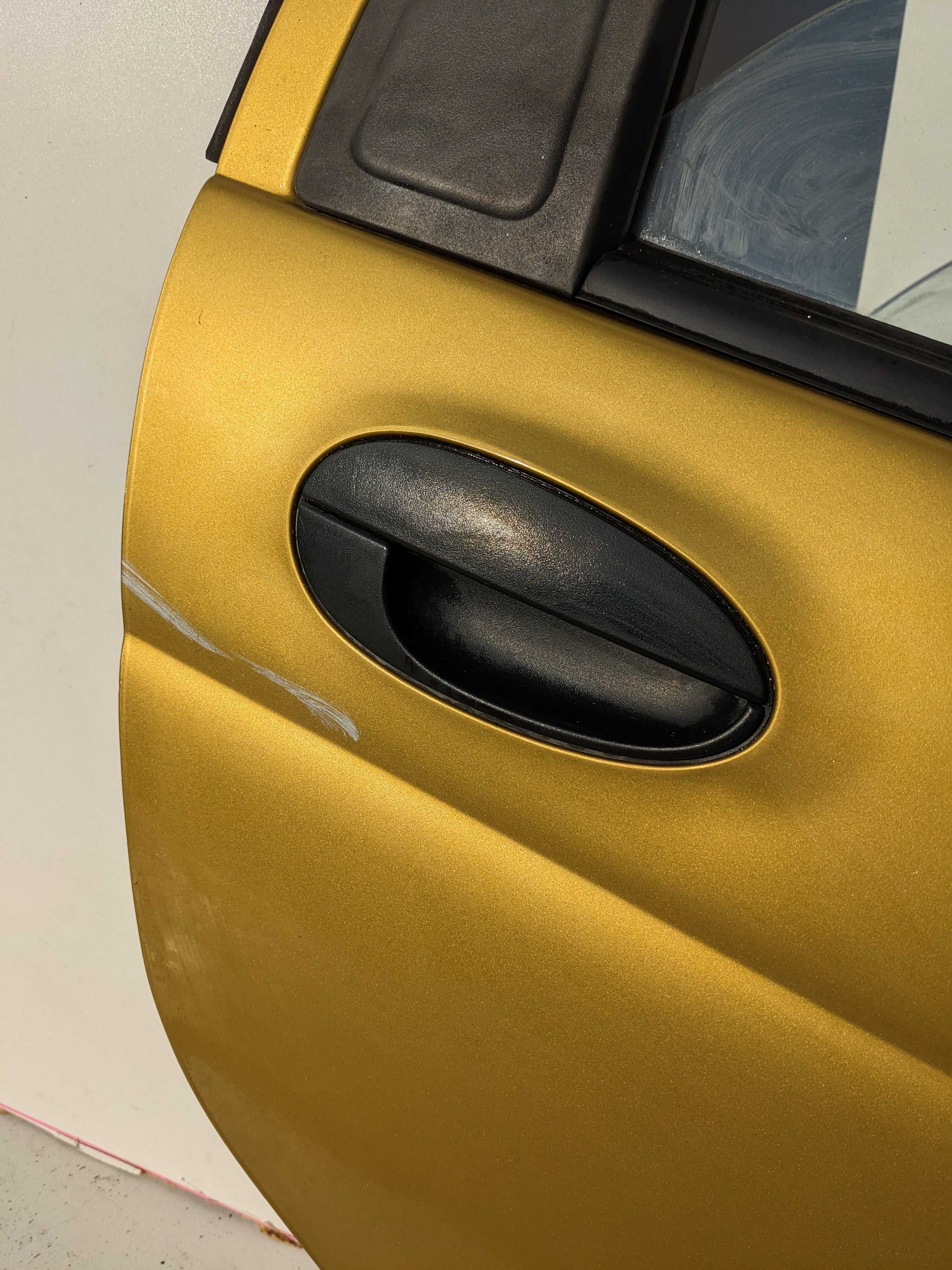 Daewoo Matiz Drzwi Prawe Tylne Prawy Tył PT Złote