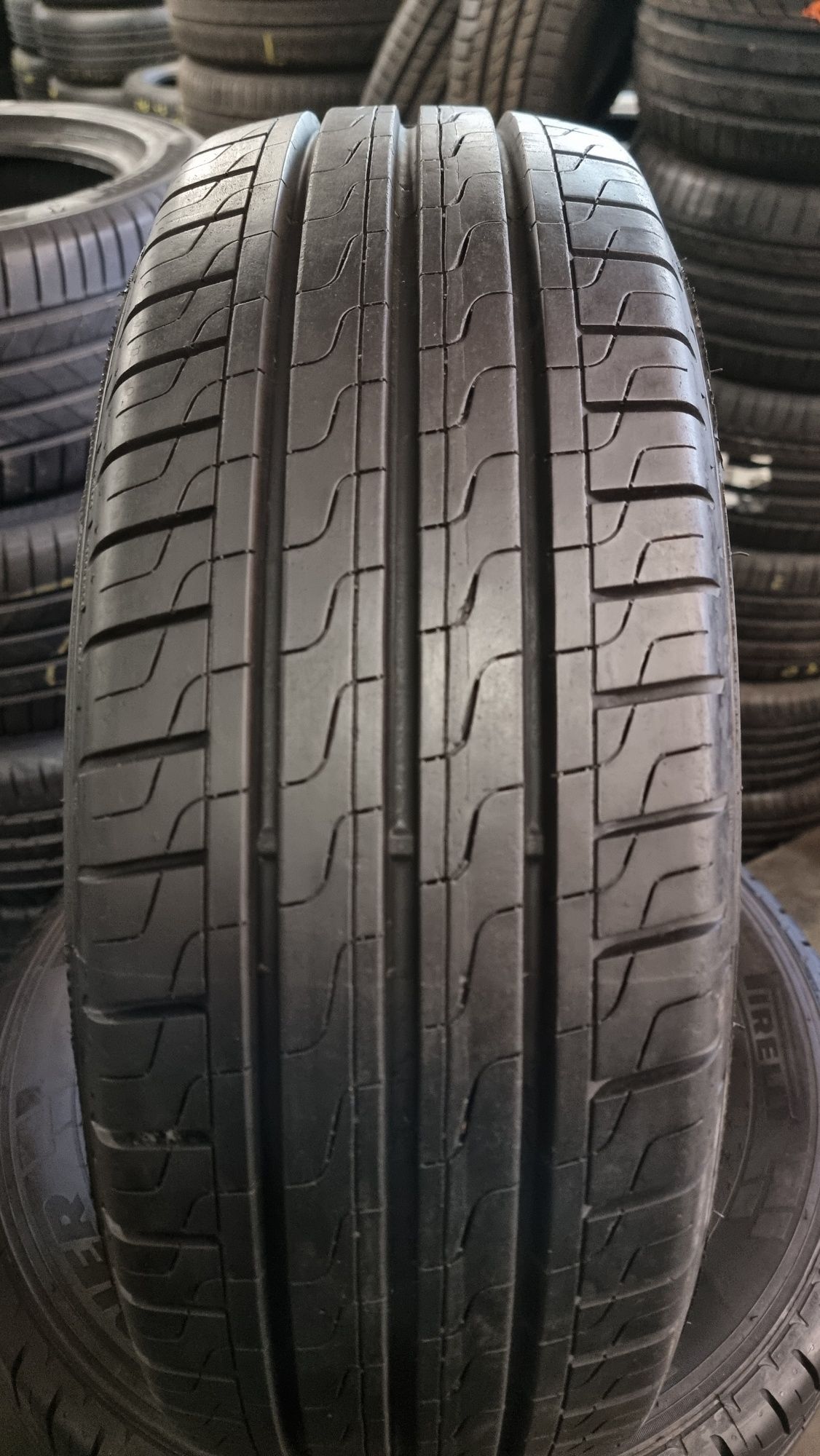 Шини літні 205х65хR15c Pirelli Carrirer / 4 Шт 99% Протектор 23рік