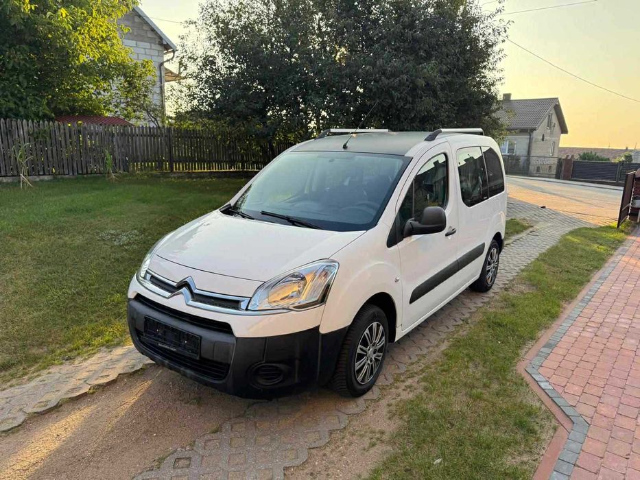 Do wynajęcia Citroen Berlingo Warszawa Wynajem Samochody Tanio