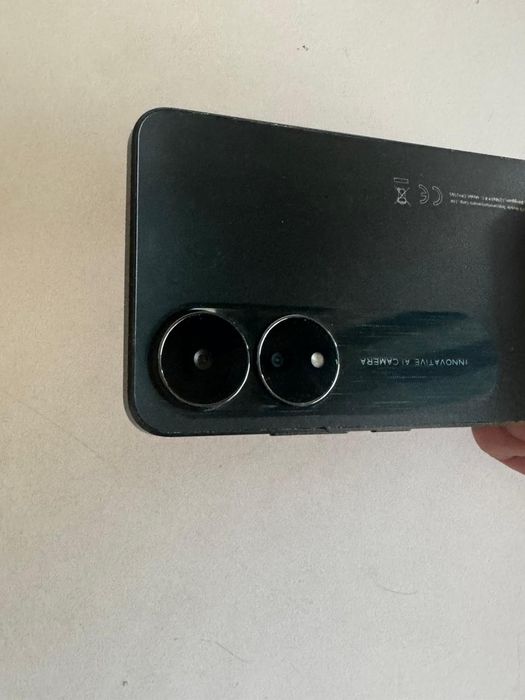 OPPO A78 128gb 8+8gb RAM écran amoled com id Touch no écran tlm como !