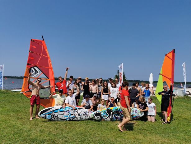 Szkoła windsurfingu w Sarbsku