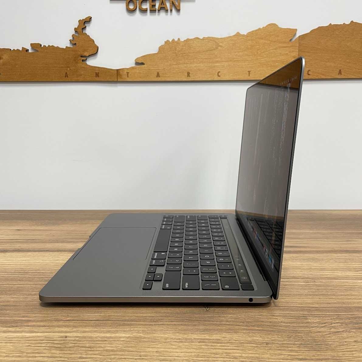 Apple MacBook Pro 13'' A2338 Space Gray 16 GB 512 GB Klasa A-