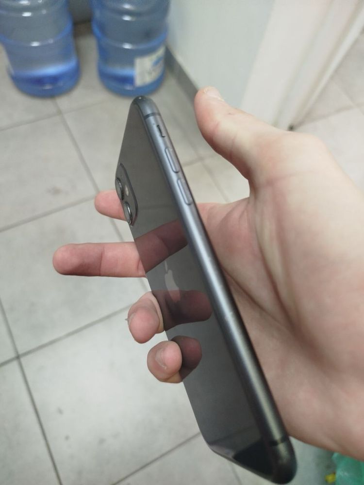 Iphone 11 64  gb