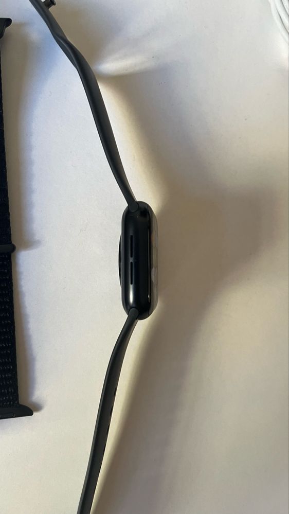 Apple Watch SE 2 (2ª geração) – 40 mm, GPS + Cellular, Cor Preto