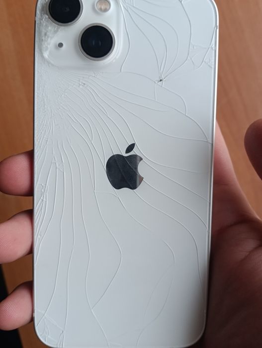 13 айфон, на запчасти