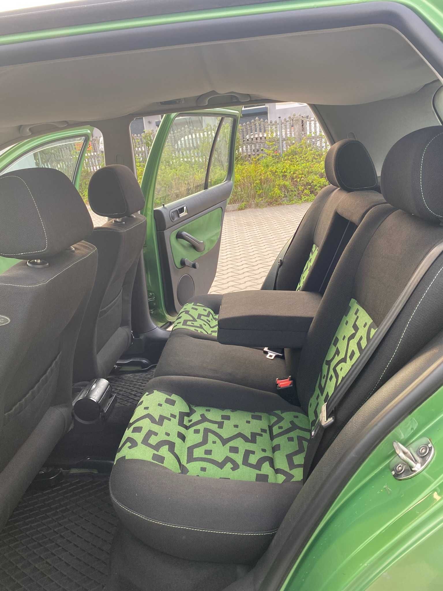 Volkswagen Golf 4 1.9 TDI + komplet opon zimowych