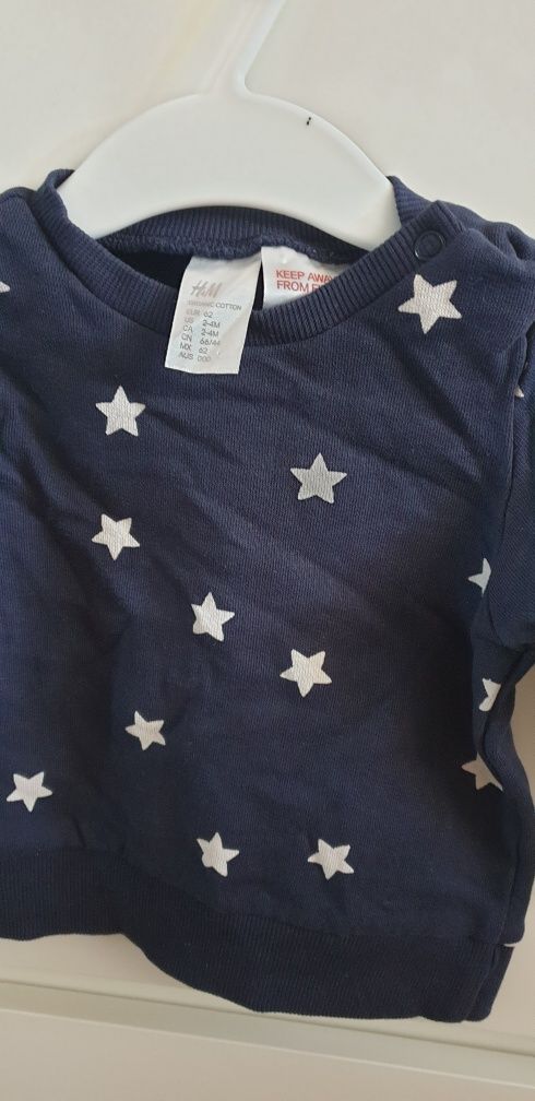 Bluza chłopięca 62 H&M gwiazdki