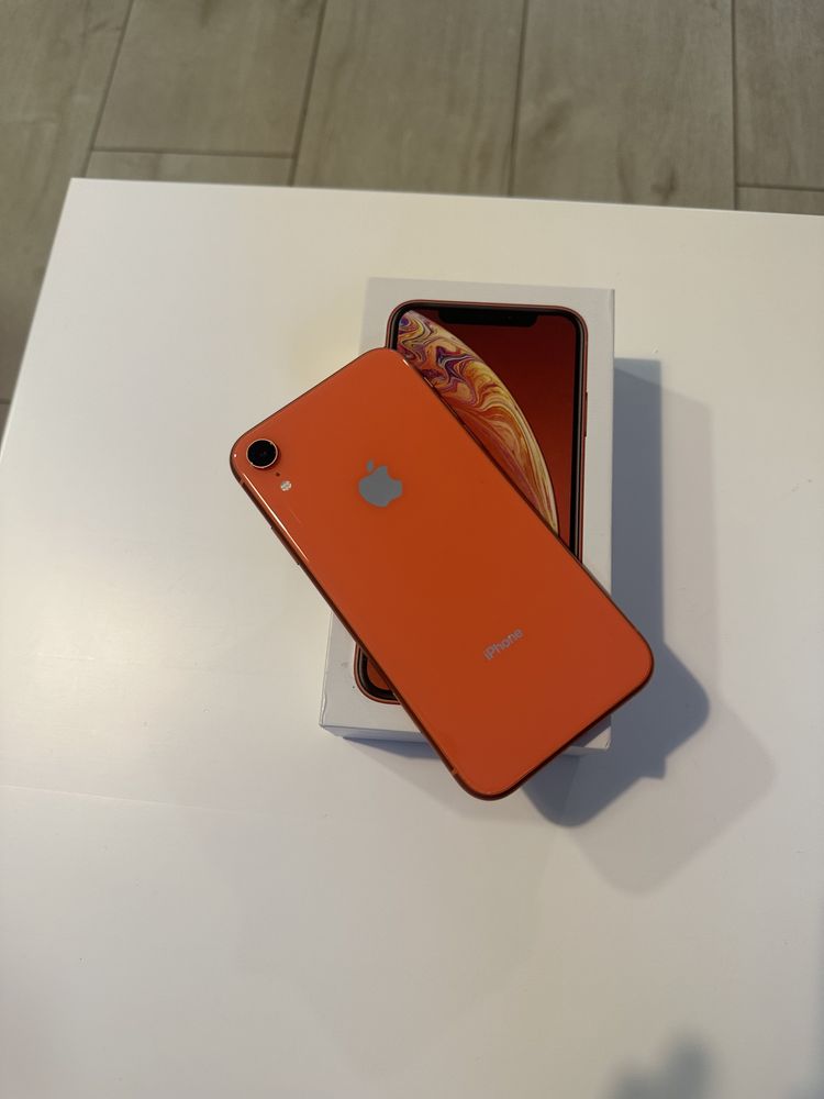 Продам iPhone Xr 128 Gb