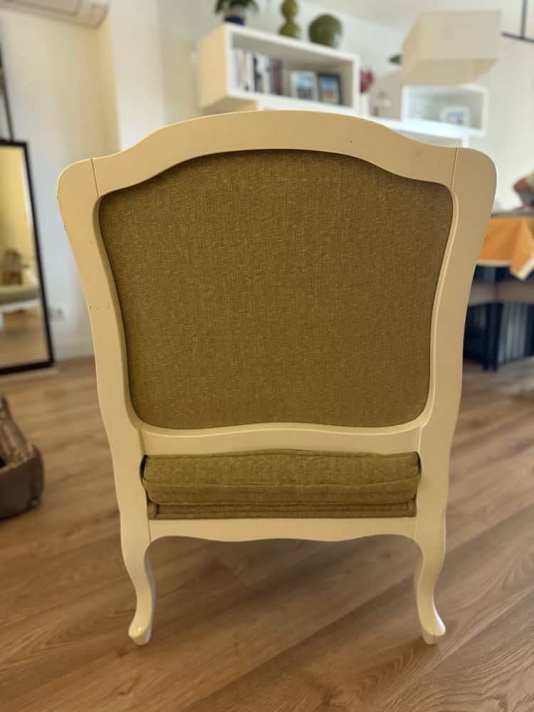Cadeira de sala de estar