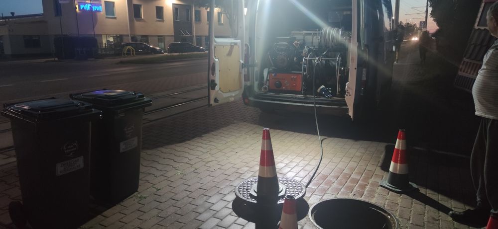 Pogotowie Kanalizacyjne  24/7  Wuko Przepychanie rur Usługi hydraulicz