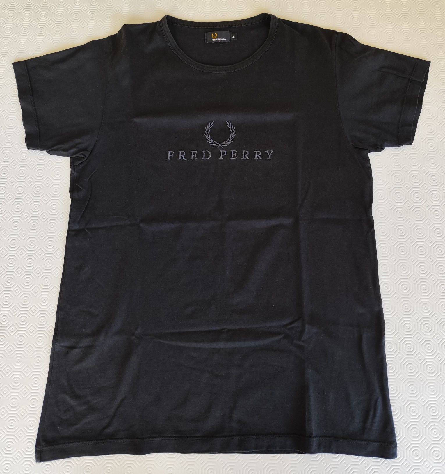 T-shirt Preta Fred Perry Original - Bordada