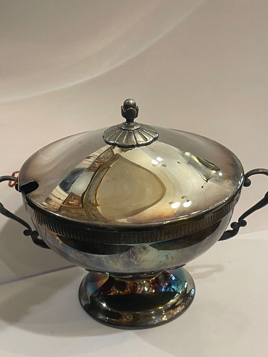 Srebrna cukiernica Resovia – Hefra