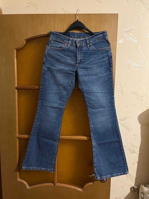 Женские джинсы клеш Levis 529 размер 29/30